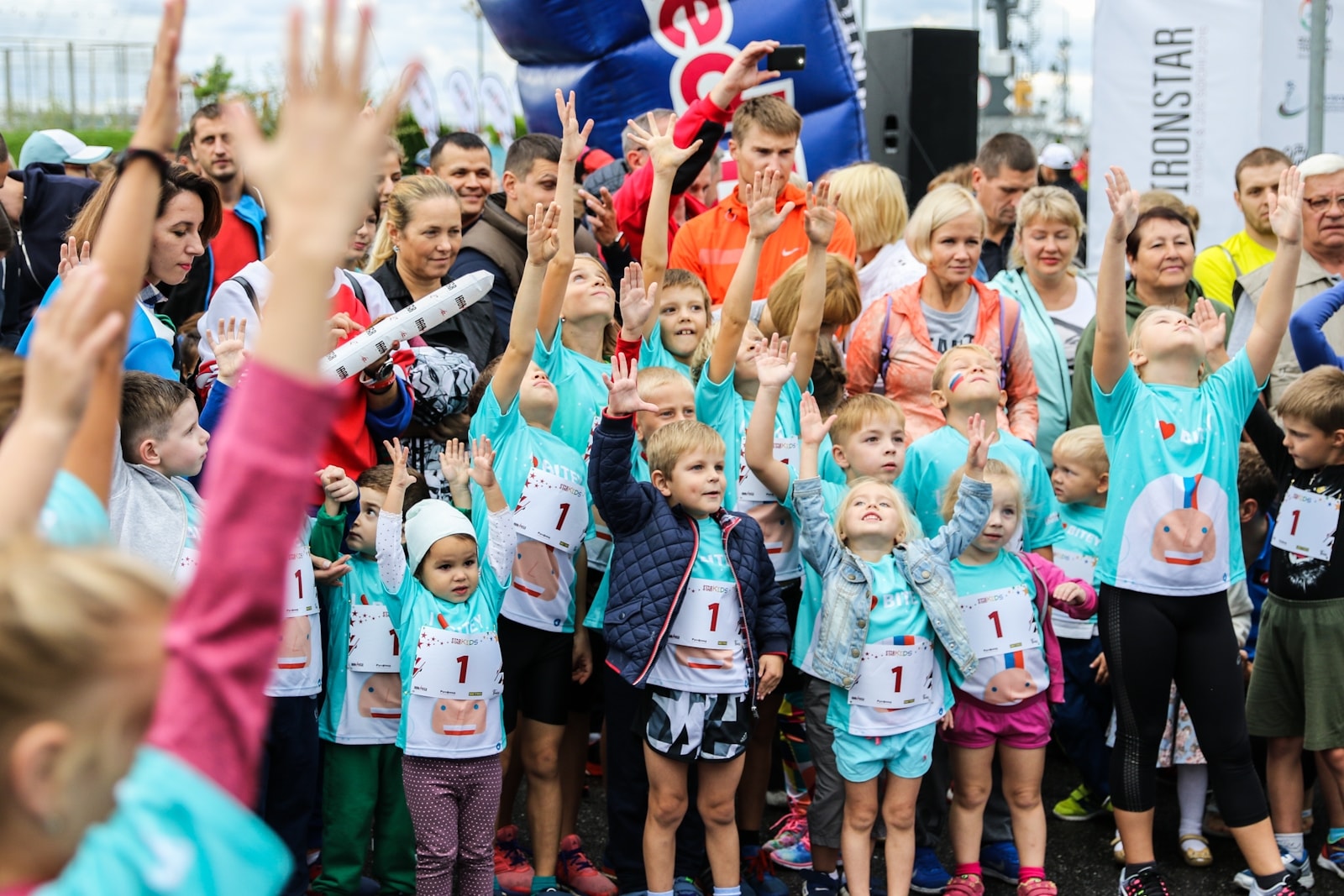 StarKids: children help children