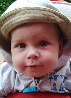 Nikita Gerasimov 1,5 yo.jpg